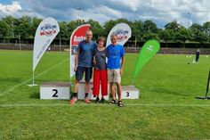Die Lionsrunner Wolf, Lena und Peter.