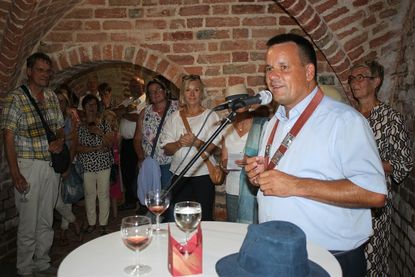 Mark Burmeister beim Empfang. Für den Bürgermeister war es das letzte Klosterfest in Amt und Würden.