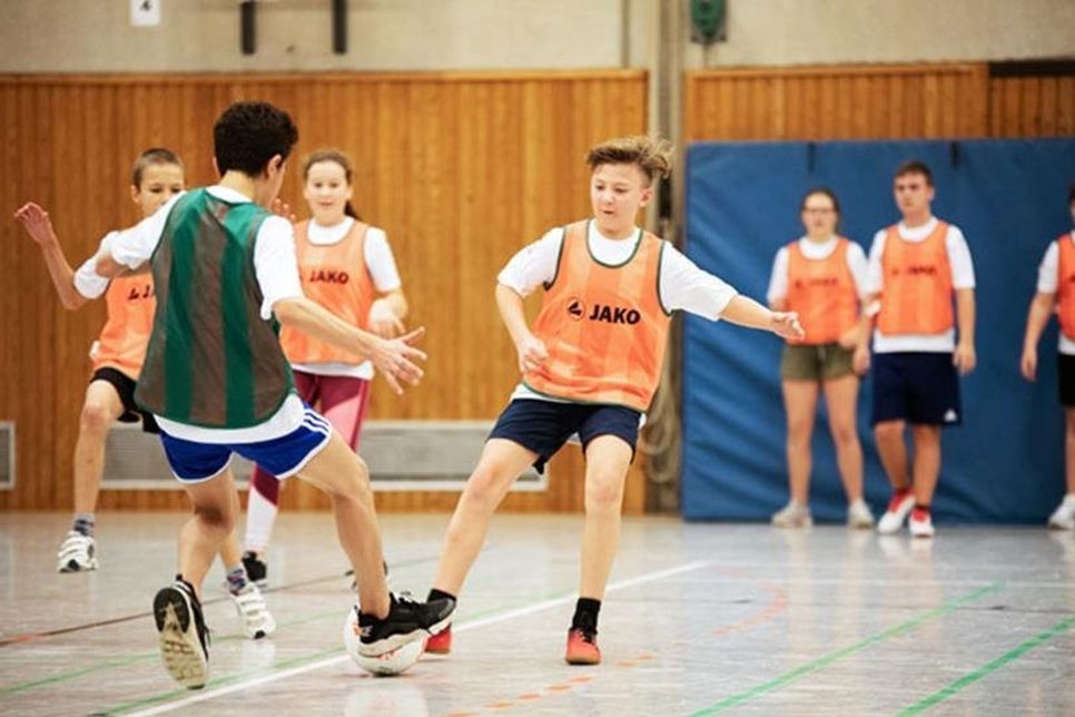 Volltreffer: Fußball macht Spaß und bringt Kinder zusammen.