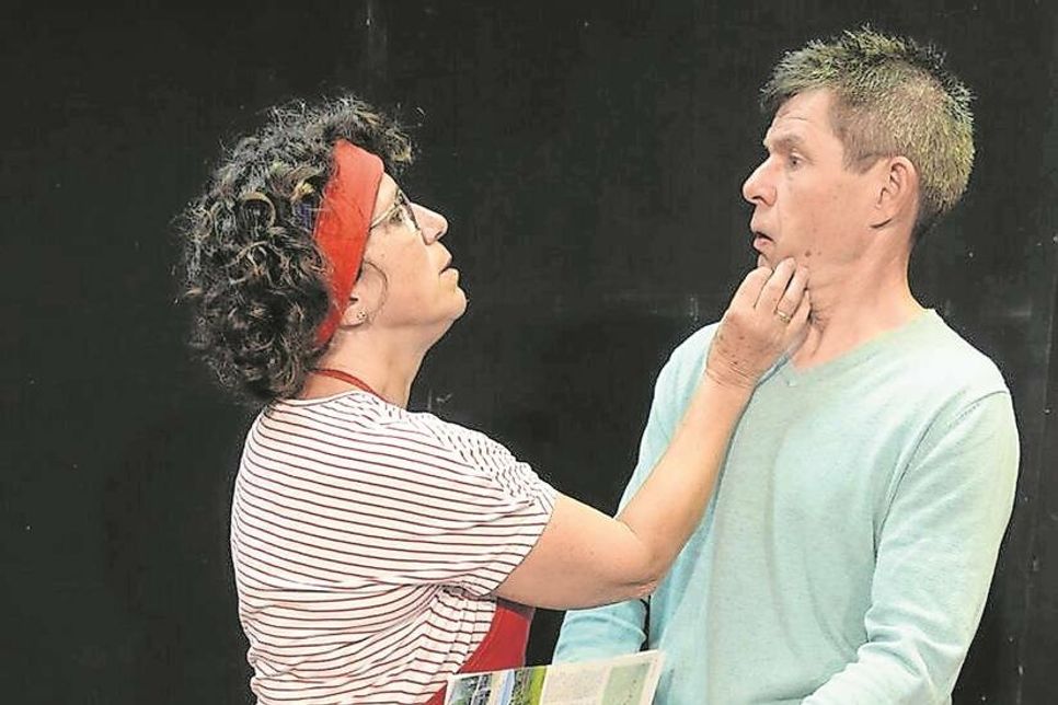 Carmen sucht im Gastspiel der NDB Preetz einen impotenten Mann fürs Leben.