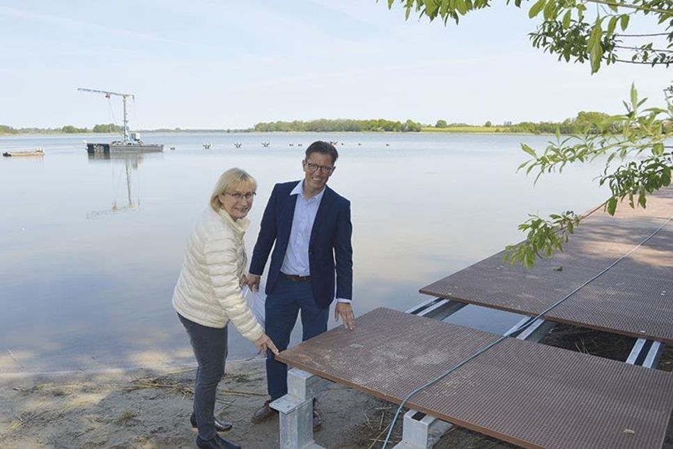 Auch die Instandsetzung der Steganlage in der Badeanstalt Offendorf schreitet voran und ist nun bald abgeschlossen. (Foto: Stefan Setje-Eilers)