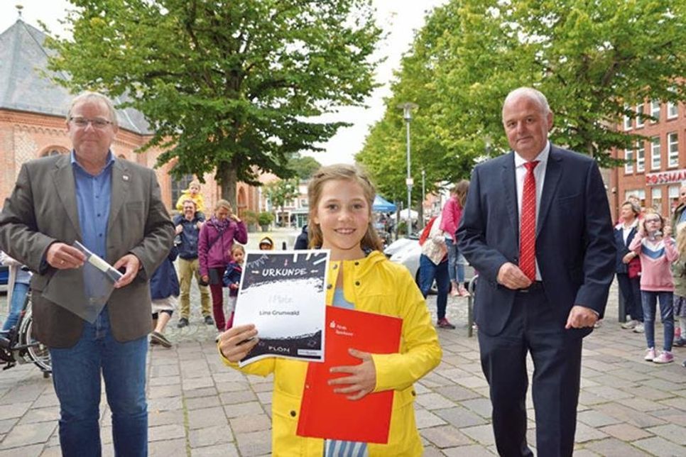 Lina Grunwald aus Kiel siegte mit ihrem Kreidebild unter den 7- bis 14-jährigen Teilnehmern.