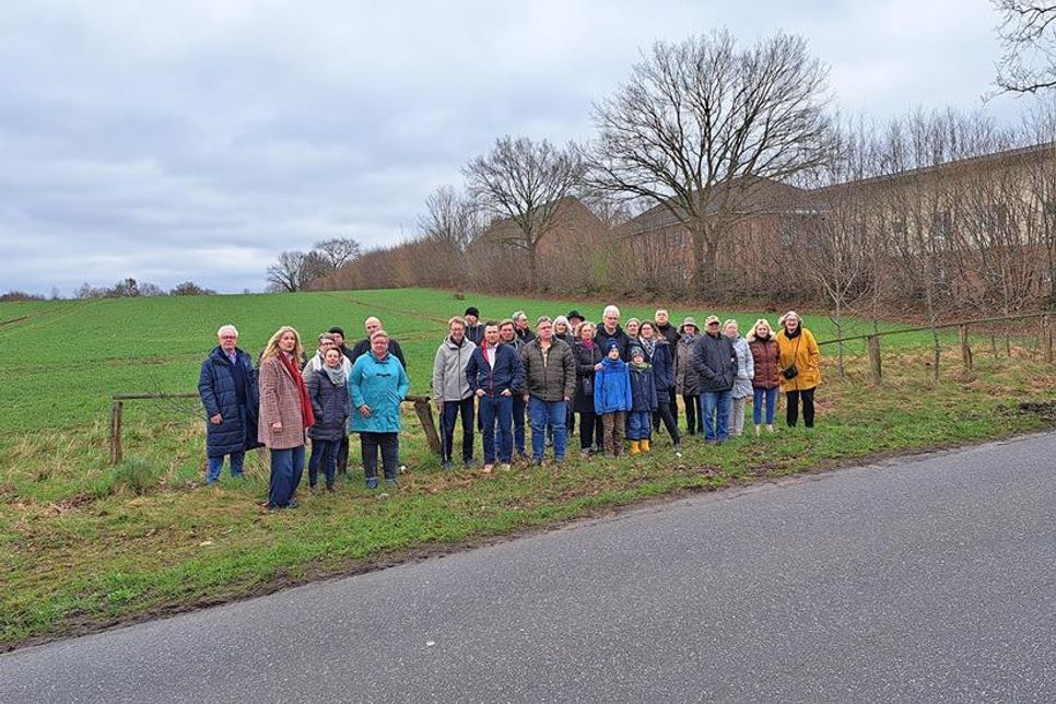 Im Frühjahr hatte viele Anwohner der Fußsteigkoppel gegen die Bebauung des Feldes in direkter Nachbarschaft an der Wakendorfer Straße mobil gemacht.