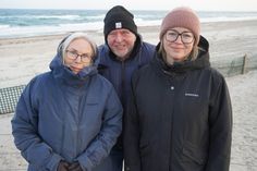 Der verbliebene Vorstand mit Kassenwartin Petra Templin, 1. Vorsitzenden Jürgen Möller und Beisitzerin Tina Schmid (v. lks.).