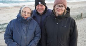 Der verbliebene Vorstand mit Kassenwartin Petra Templin, 1. Vorsitzenden Jürgen Möller und Beisitzerin Tina Schmid (v. lks.).