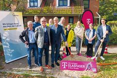 Spatenstich für den Glasfaser-Ausbau in Klein Timmendorf