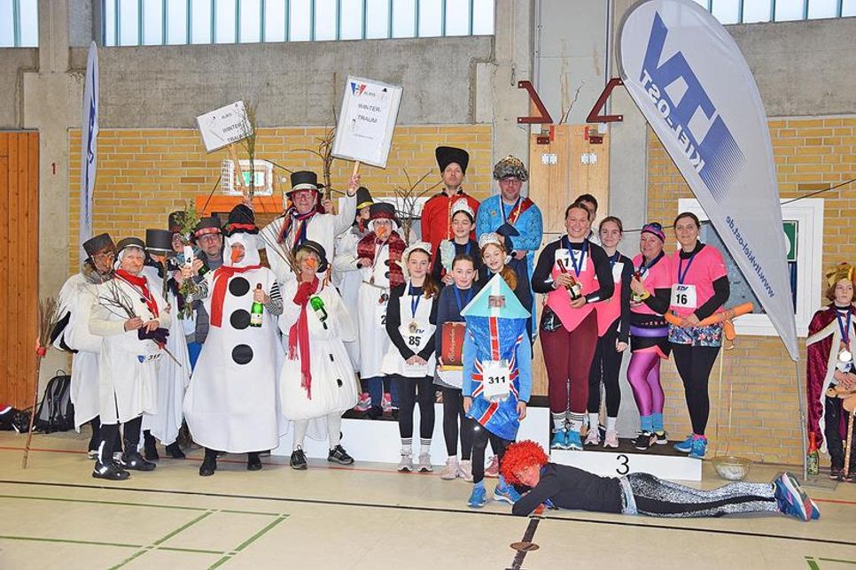 Das sind die Siegergruppen beim Kostümwettbewerb