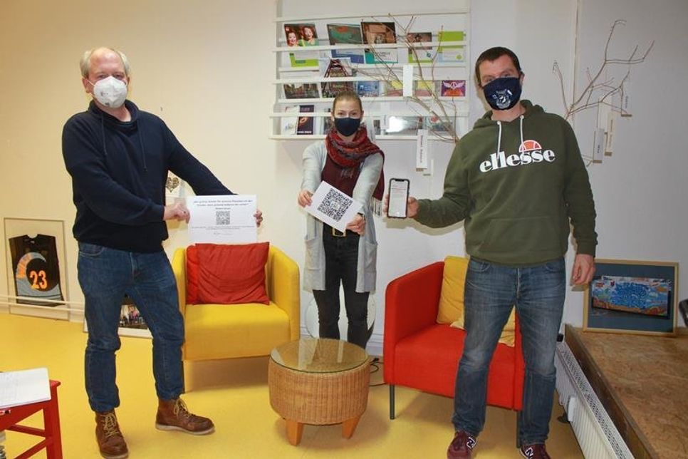 Kreisfachberater Mano Salokat, Nachhaltigkeitsmanagerin Lina Sophie Koop und Jugendcoach Danny Seidel (v. lks.) haben ein neues Projekt aus der Taufe gehoben.