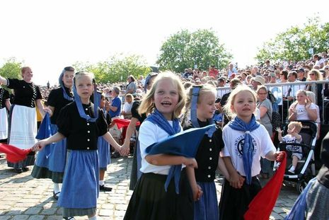 Schon die allerkleinsten vom Neustädter Volkstanzkreis haben auf dem Folklore-Festival ihre ersten großen Auftritte (Foto von 2019).