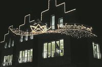 Strahlendes und warmes Licht machen Neustadt nun wieder „gemütlich“.