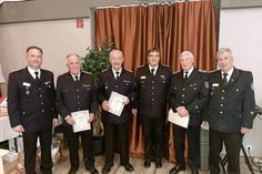Björn Mougin (stellv. Gemeindewehrführer), Dietrich Wulf (geehrt mit dem Dienstabzeichen 60 Jahre),  Günther Wulf (geehrt mit dem Dienstabzeichen 50 Jahre), André Hasselmann (Gemeindewehrführer), Hubert Bäcker (geehrt mit dem Dienstabzeichen 40 Jahre) und Andreas Maeke (Gruppenführer der Reserve).