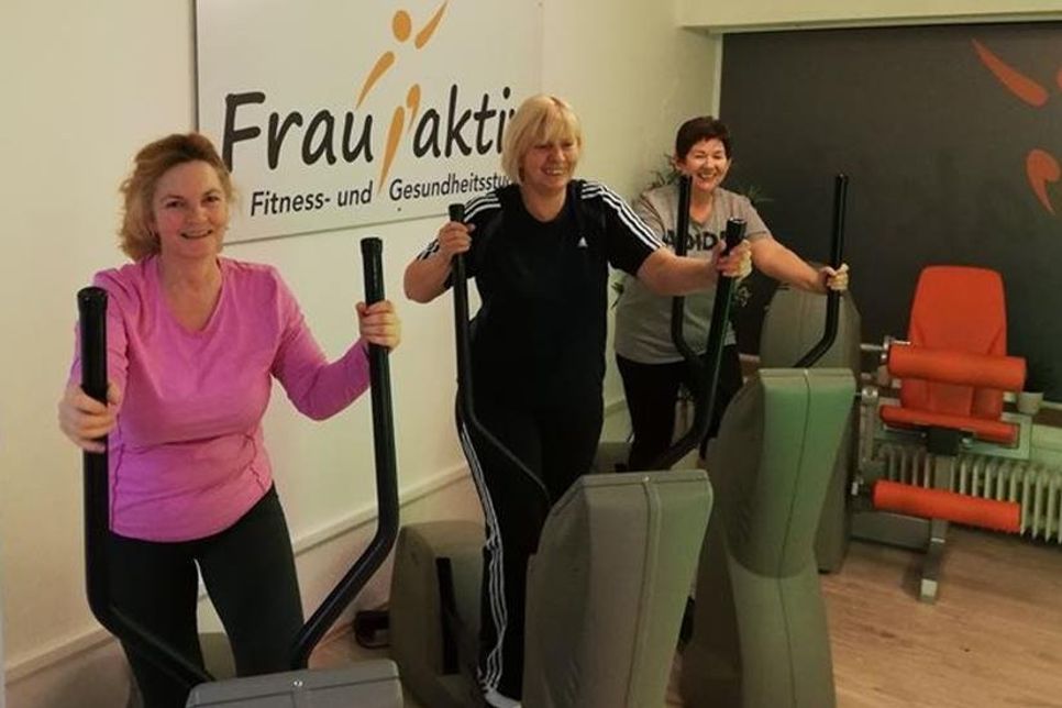Während der Bewegung in freundlicher, familiärer Atmosphäre finden Trainierende im Studio professionelle Unterstützung.