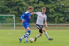 Plön und Preetz: PTSVer Nils Kretschmer (li) im Zweikampf.