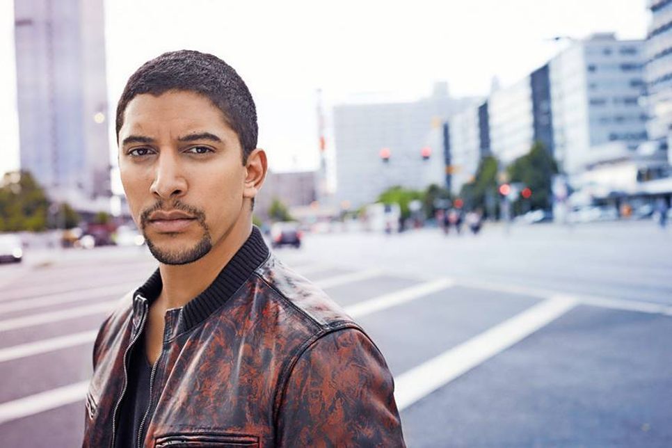Andreas Bourani („Astronaut“, „Auf uns“) ist der dritte Künstler, der für das „stars at the beach“-Open Air feststeht und am 10. September ein Konzert in der Musik-Arena direkt am Strand gibt. (Foto: Veranstalter)