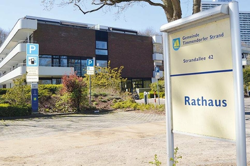 Das Rathaus von Timmendorfer Strand.