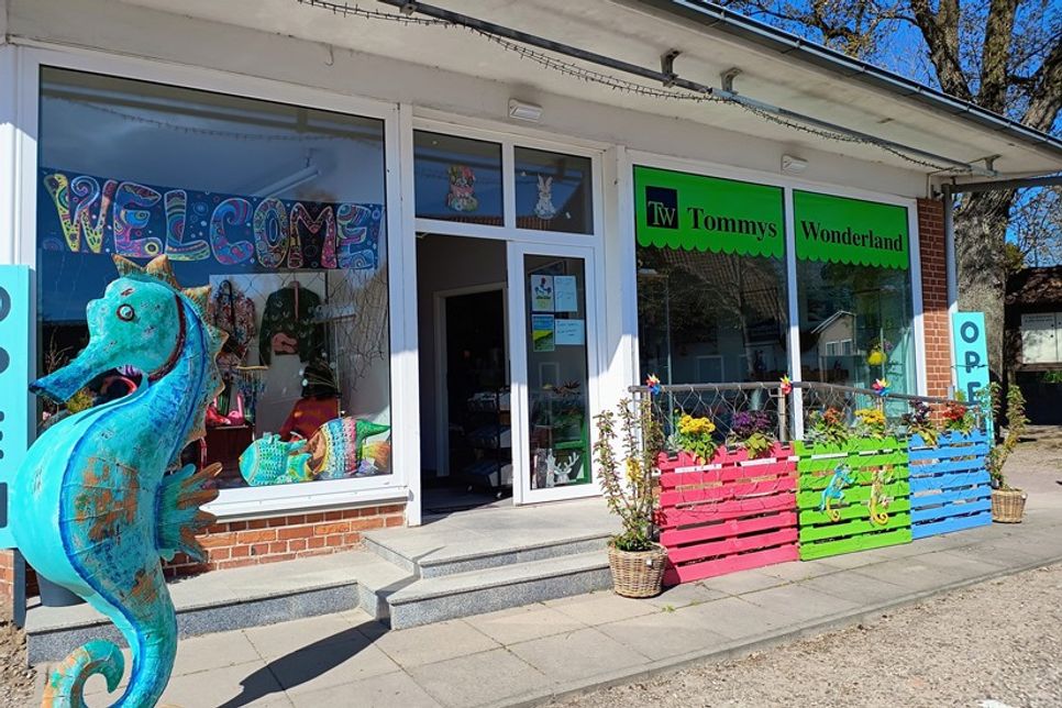 Tommys Wonderland Schönwalde: Geschäft für Deko, Kuriositäten und besondere Geschenkideen zum Stöbern und Entdecken.