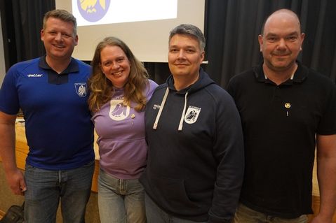 Wiedergewählt und geehrt: Stefan Hagen, Swantje Scheil, André Prehn und Michael Ogrisseck (v. lks.).