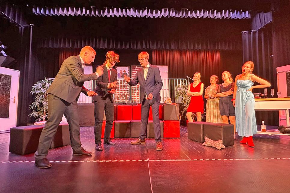 Gerüchte, Gerüchte im Oldenburger Stadttheater
