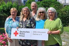 Auch im Vorstand des DRK Dahme hat sich einiges getan (v. lks.): Beisitzerin Marlis Klaschus, Vorsitzende Michaela Howitt, Schatzmeisterin Stefanie Kuhlen, Beisitzerin Christiane Loose und stellvertretende Vorsitzende Helma Gonzales. Nicht auf dem Foto: Marion Haeger, Maren Bayer und Susanne Rönneburg.