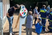Gespannt wurde am Glücksrad gedreht.