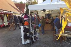 Der verschiedenen Marktstände lädt zum Verweilen und Genießen ein.