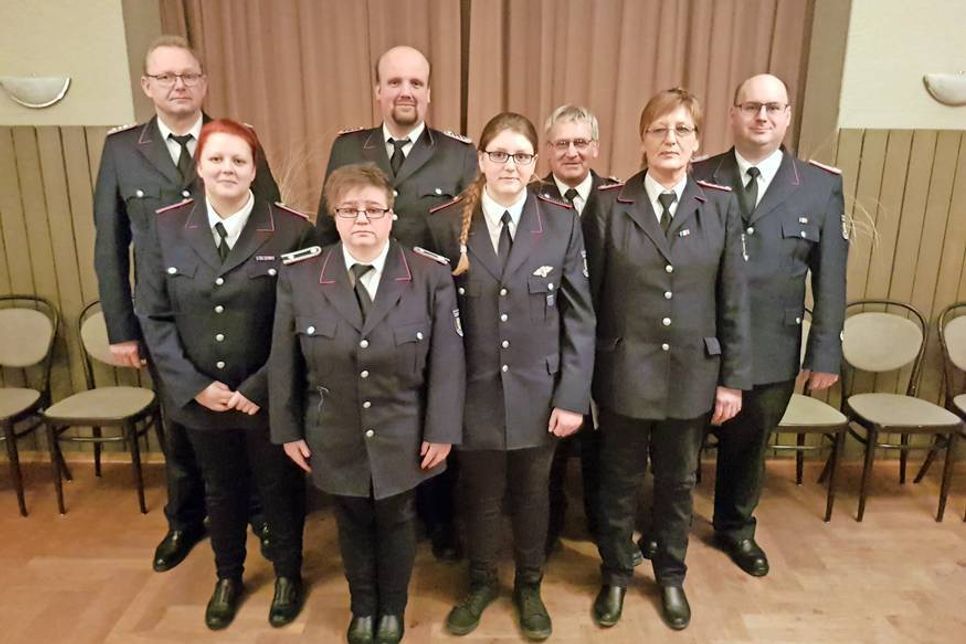 Jasmin Eckmann, Wiebke Prehn, Julia Eckmann, Sylvia Paashaus (vorne v. lks.), Henning Miethke, Michael Wildfang, Wolfgang Büttner, Bastian Bendfeldt (hinten v. lks.).