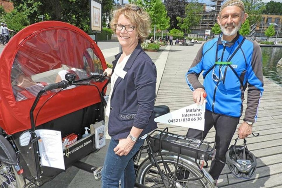 Dorit Ernst und Heinz Georgi-Dittrich freuen sich über Verstärkung im Piloten-Team.