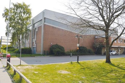 In Bad Schwartau finden ab Mai wieder Sitzungen der städtischen Gremien statt. Um Abstand wahren zu können, wird in der Ludwig-Jahn-Halle getagt.