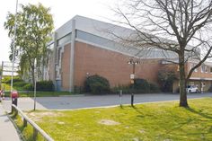 In Bad Schwartau finden ab Mai wieder Sitzungen der städtischen Gremien statt. Um Abstand wahren zu können, wird in der Ludwig-Jahn-Halle getagt.