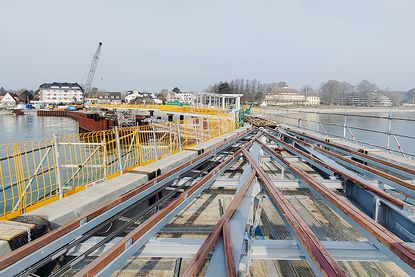 Der Blick vom zukünftigen Brückenkopf auf Haffkrug, die untere Etage fehlt noch.